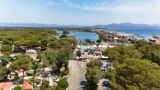 image JULI OP CAMPING SAINT-AYGULF PLAGE: DE ZOMER IS OP ZIJN HOOGTEPUNT